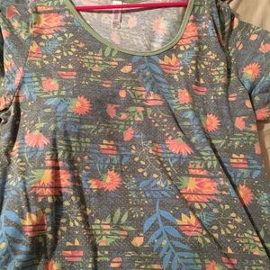Lularoe floral shirt